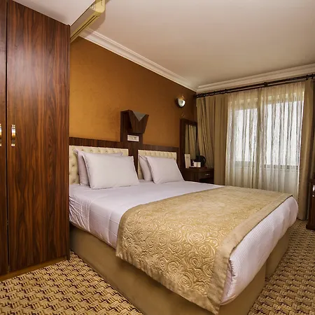 Hotel Elan Pera