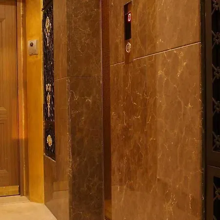 Lir Long Hotel de apartamente