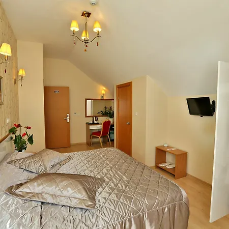 Hotel Avcilar 3*