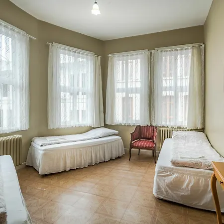 Yeni Hotel 2*