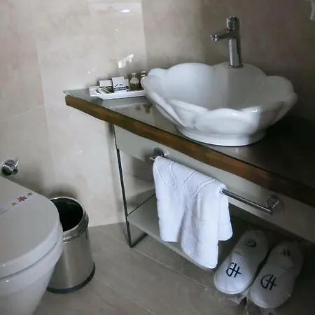 Galatahan Karakoy 4*