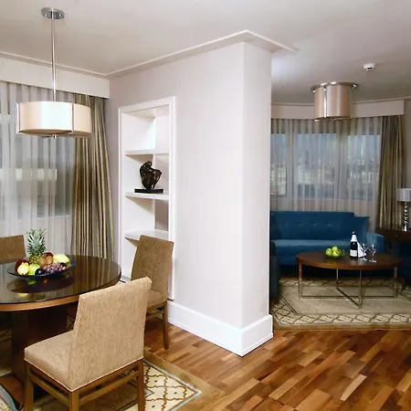 Titanic City Taksim Hotel 4*