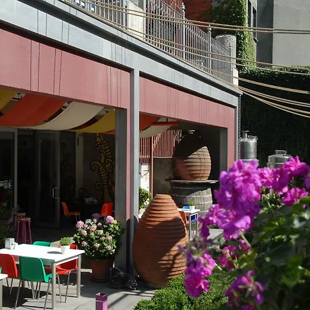 Han Hotel 2*