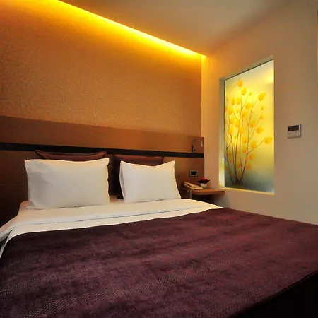 Osaka Airport 3* İstanbul