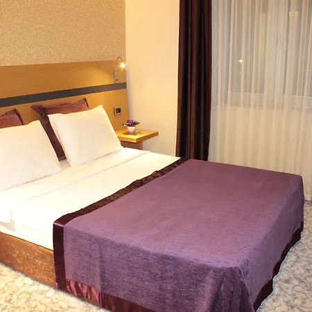 Osaka Airport Otel İstanbul