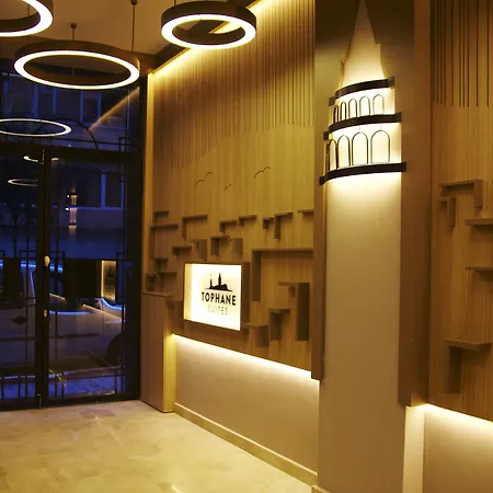Tophane 4*