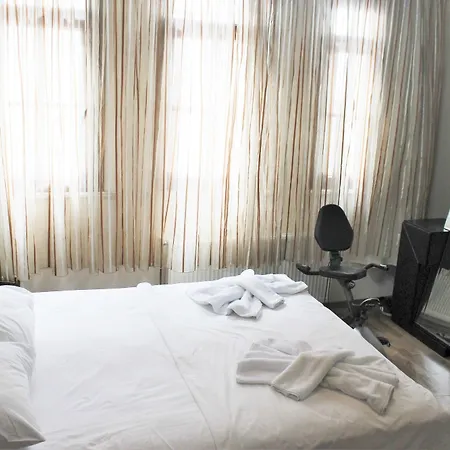 Mardian House - Adults Only Apartment