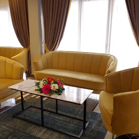 Hotel Peyk Oldcity 3*