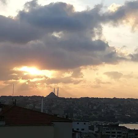 Galata West