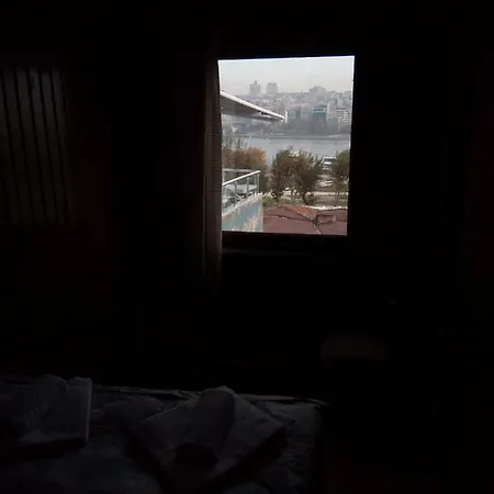 Mr Damien 2* Стамбул