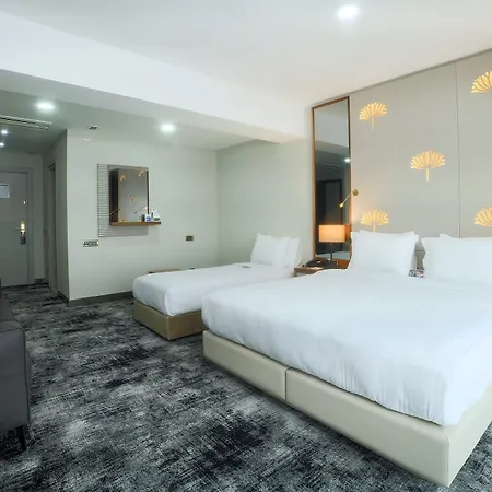 Tryp By Wyndham Topkapi 4*