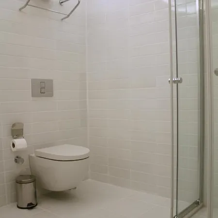 Yazar Otel 3*