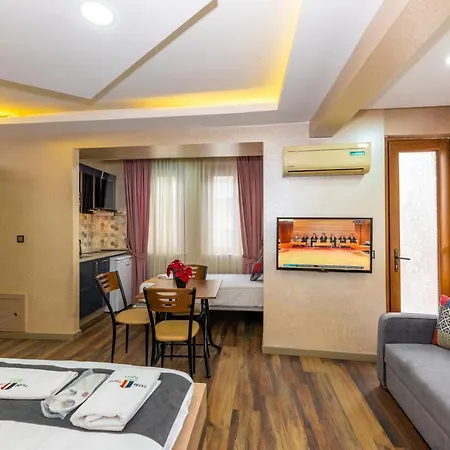 Aparthotel Butterfly 3*