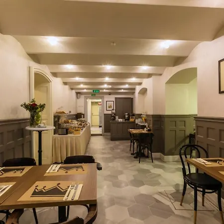 Meroddi Bagdatliyan Istambul