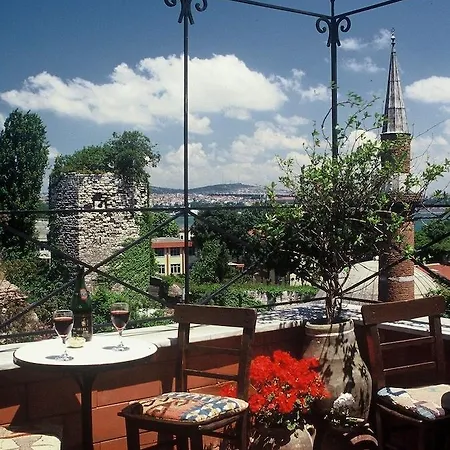 Hotell Empress Zoe 2*