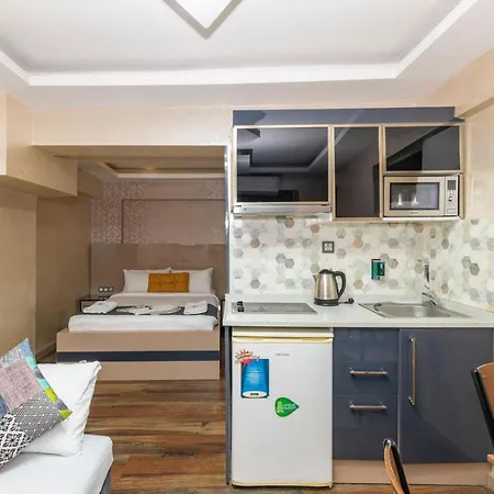 Aparthotel Butterfly 3*