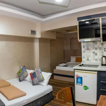 Butterfly Aparthotel 3*