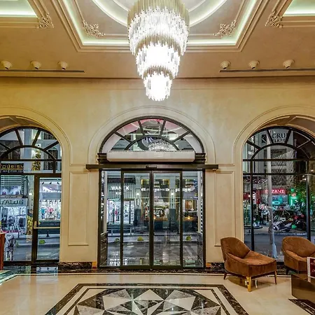 Beethoven Senfoni Hotel 4*
