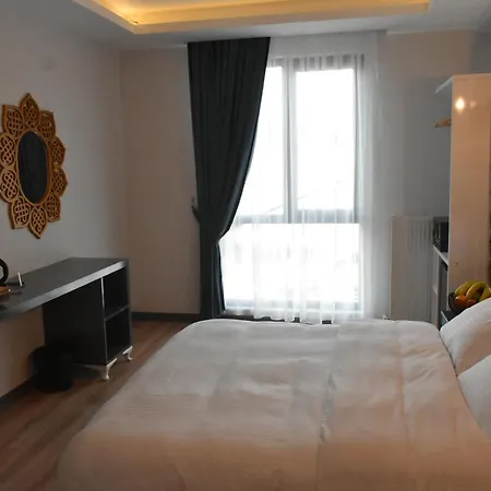 Hotel Avcilar Garden 3*