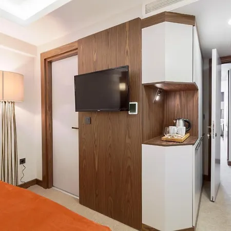 Hotel Sherry Karaköy 2*