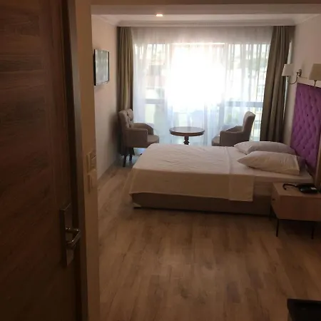 Cadde Bakirkoey Hotel 2*
