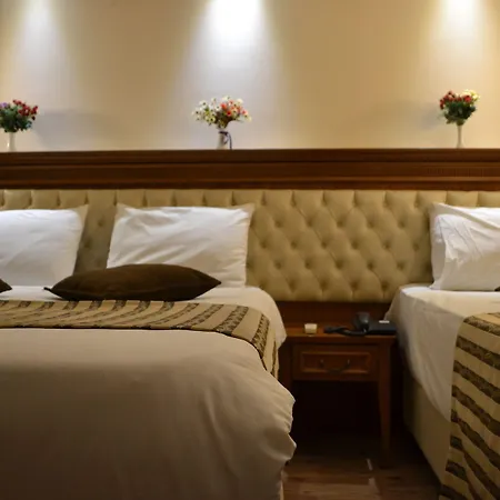 Seven Days - Hotel 3*