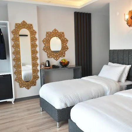 Avcilar Garden Hotel 3*